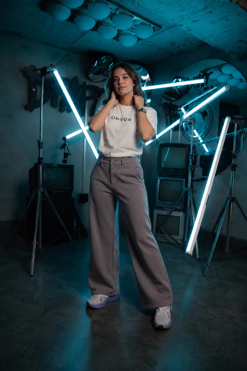 Stamp Tee - White - Women