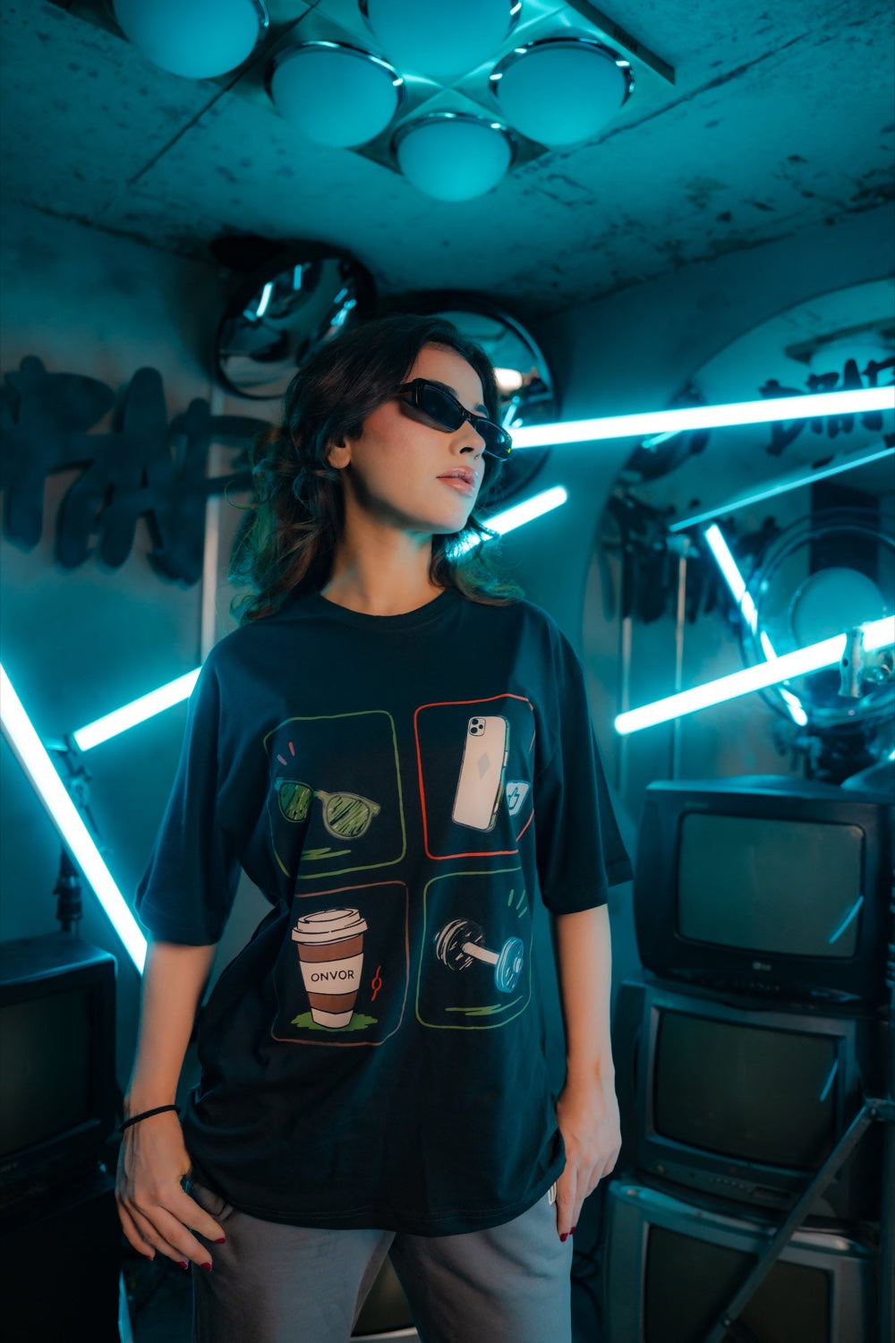 Black Daily Icons Tee - Women